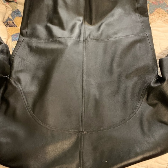 Leather coat size L - Picture 8 of 9
